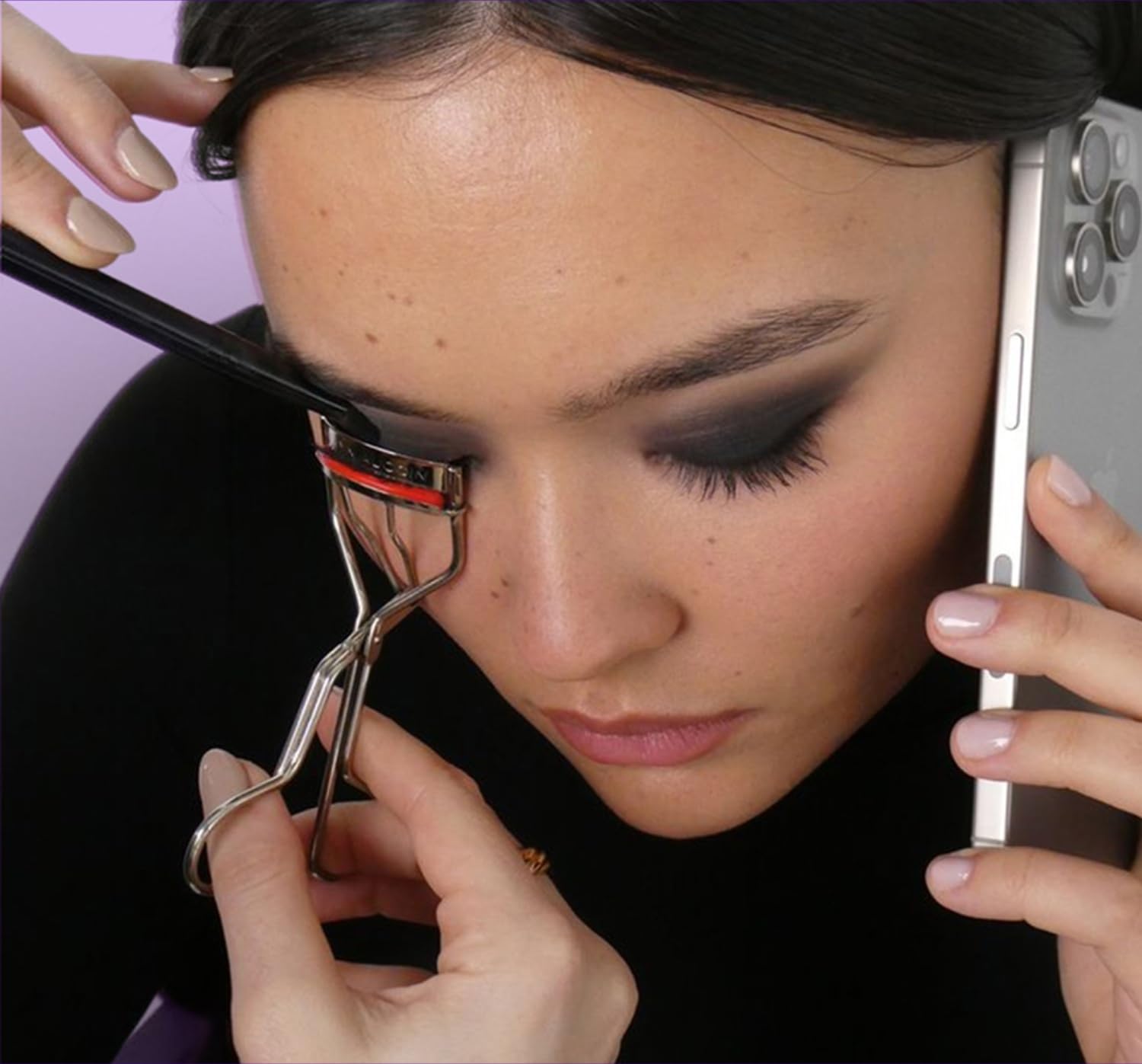 Wide Opening Stainless Steel Eyelash Curler with Red Cushions